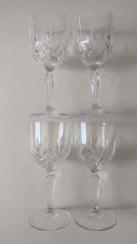 Photo of free PICKUP MONDAY/TUESDAY 4 used wine glasses (Loftus Road W12) #1