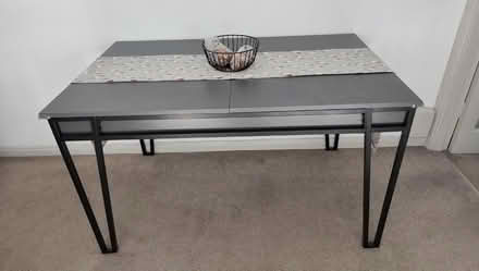 Photo of free Modern extendable dining table (Surbiton KT6) #3