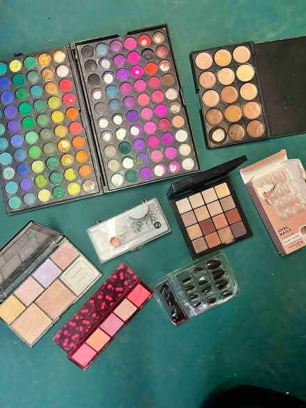 Photo of free Bundle (Norwood SE27) #2
