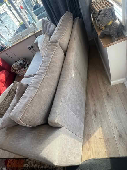 Photo of free Grey sofa (Priestwood RG42) #3