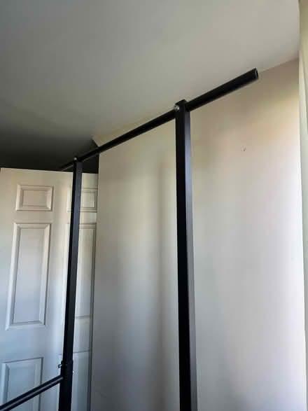 Photo of free Pull up/chin up bar/rack (Fobbing SS17) #2
