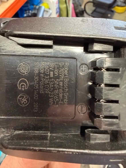 Photo of free Bosch charger and battery (Cheam, SM3) #2