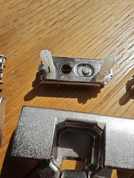 Photo of free 4 IKEA kitchen cabinet hinges (Eastcote HA4) #3