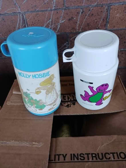 Photo of free vintage thermos (60th cedar ave 19143) #2