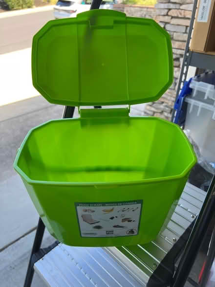 Photo of free Compost bin for indoor use (Concord) #2