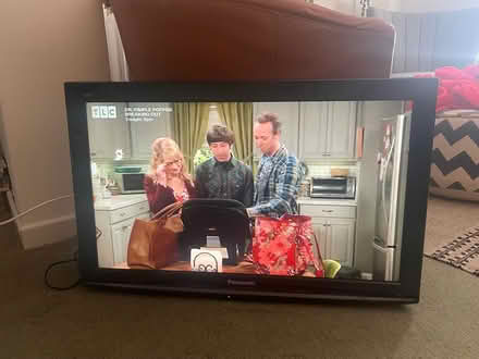 Photo of free Panasonic 31" TV without stand (Stroud GL6) #1