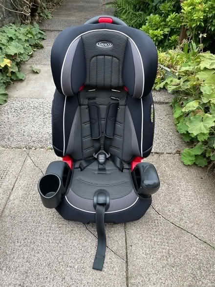 Photo of free Child’s car seat (Menstrie FK11) #4