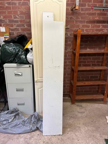 Photo of free White veneered chipboard shelf 172x30cm (Great Boughton CH3) #1