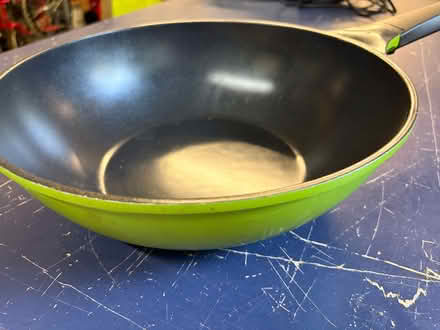 Photo of free Non stick flat bottomed wok (Cob Lane B29) #1