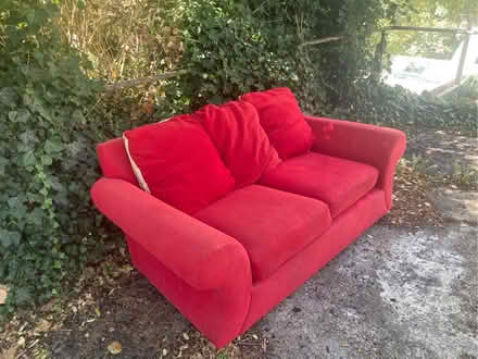 Photo of free Red sofa (Bevendean BN2) #3