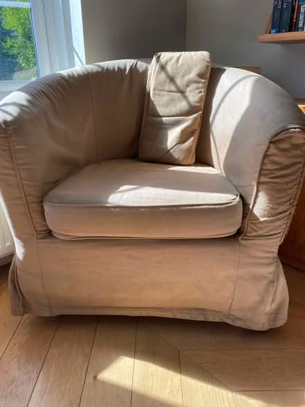 Photo of free Large single armchair (BR7) #1
