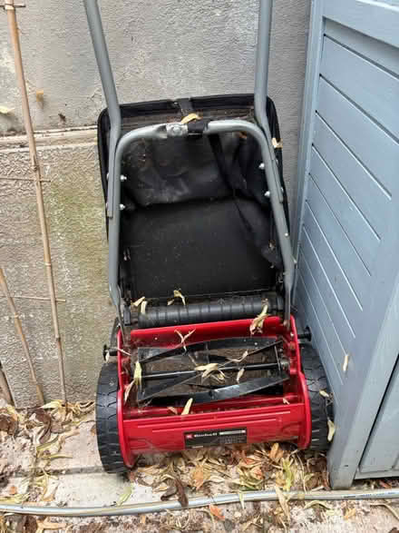 Photo of free Push lawnmower (Blackhorse Road E17) #1