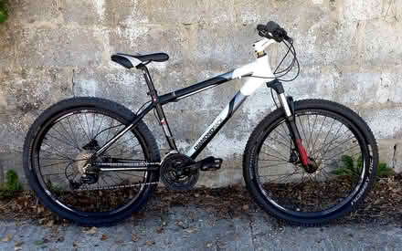 Photo of free MOUNTAIN BIKE: Read the whole post (East Brighton) #1