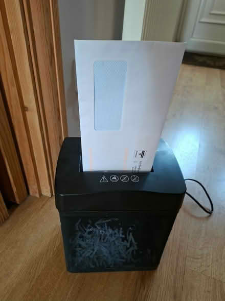 Photo of free Small electric shredder (Welling DA16) #2