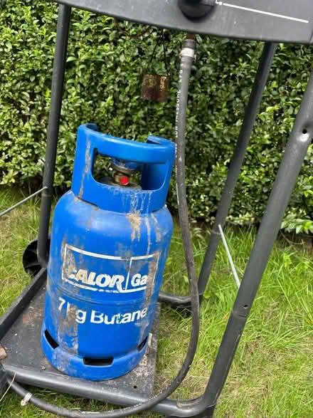 Photo of free Gas BBQ with canister (Norton Lees S8) #3