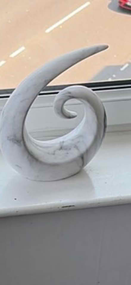 Photo of A marble swirl ornament (Seafield KA7) #1