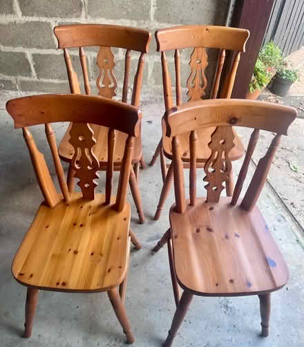 Photo of free 4 dining chairs (Midstocket AB15) #1