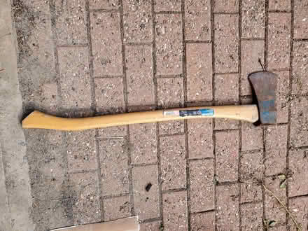 Photo of free Axe (Near Experimental Farm) #2