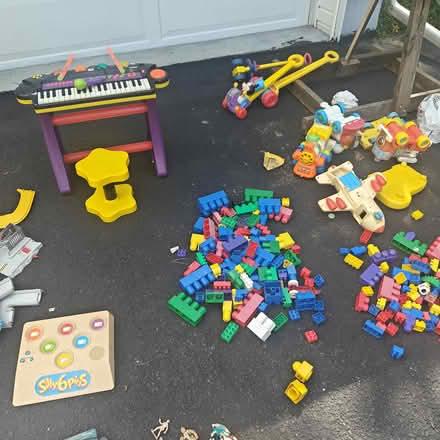 Photo of free Toys (wappingers ny) #1