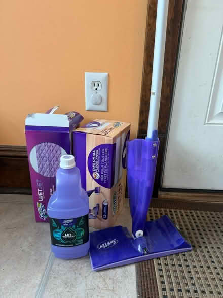 Photo of free SWIFFER WetJet, pads, cleaner (Wood Ridge) #1