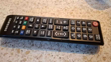 Photo of free Working 32" TV (Cosham PO6) #4