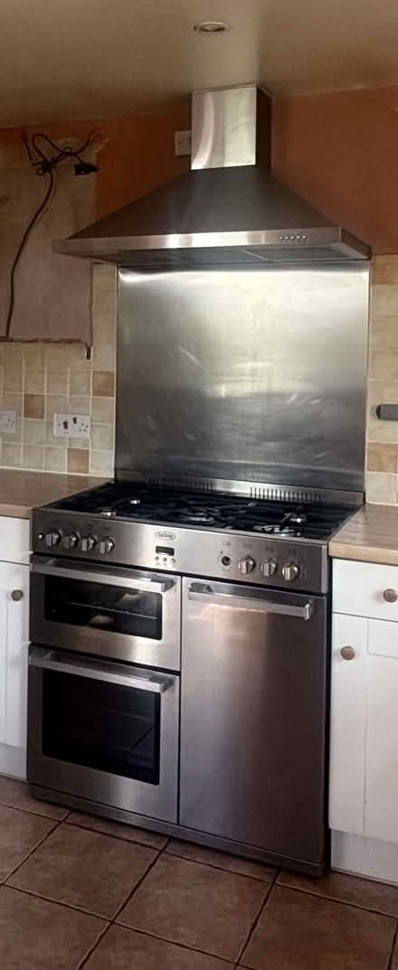 Photo of free Oven hob and hood (OX3 central Headington) #1
