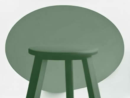 Photo of Round stool (Ellesmere SY12) #1