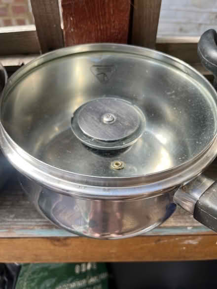 Photo of free 4 Saucepans (Woodside CR0) #4