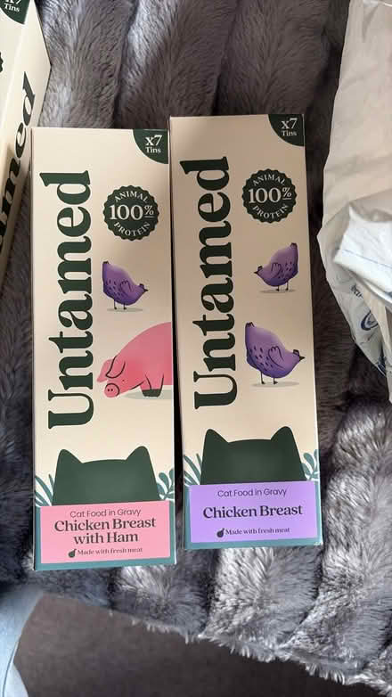 Photo of free Untamed cat food (Park street st albans AL2) #1