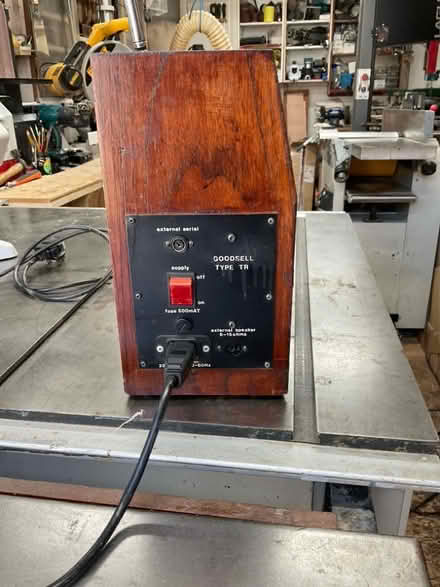 Photo of free Goodsell portable radio (Hutton BS24) #3