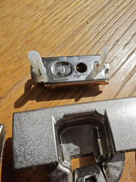 Photo of free 4 IKEA kitchen cabinet hinges (Eastcote HA4) #4