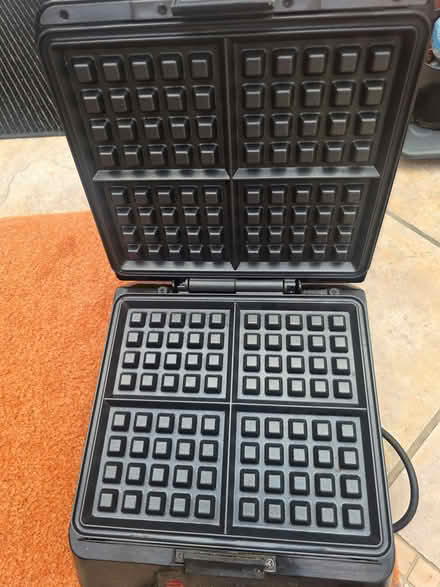 Photo of free Andrew James waffle maker (Chingford Mount E4) #3