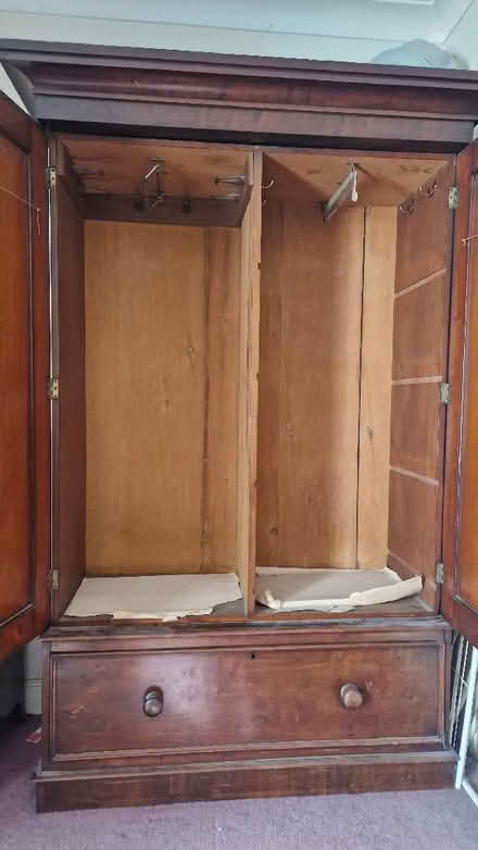 Photo of free Old wardrobe (March PE15) #2