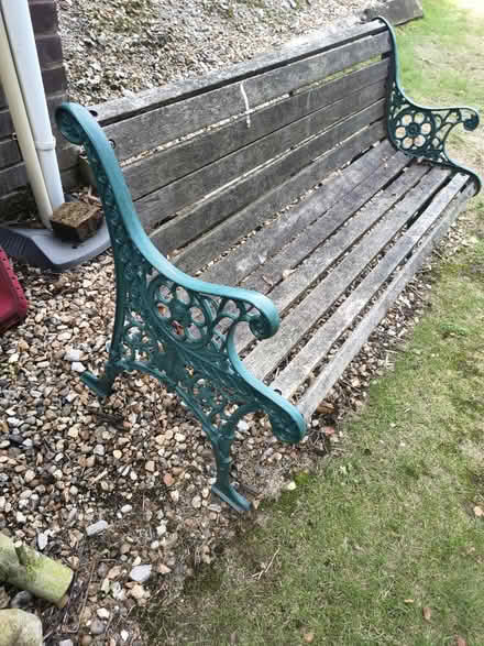 Photo of free Metal Bench (Wirral) #2