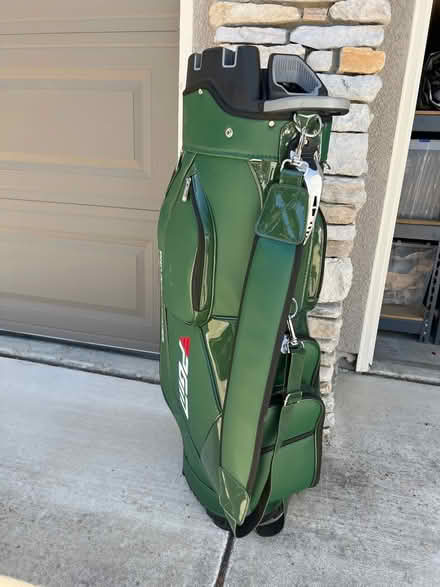 Photo of free Golf bag - PGM brand (Concord) #3