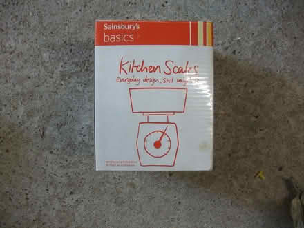 Photo of free Old style basic kitchen scales (Woodthorpe LE11) #1