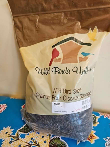 Photo of free Bird seed & feeder (Wallingford) #1