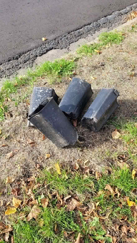 Photo of free Water butt feet/stand and downpipe connector (Turves Green B31) #1