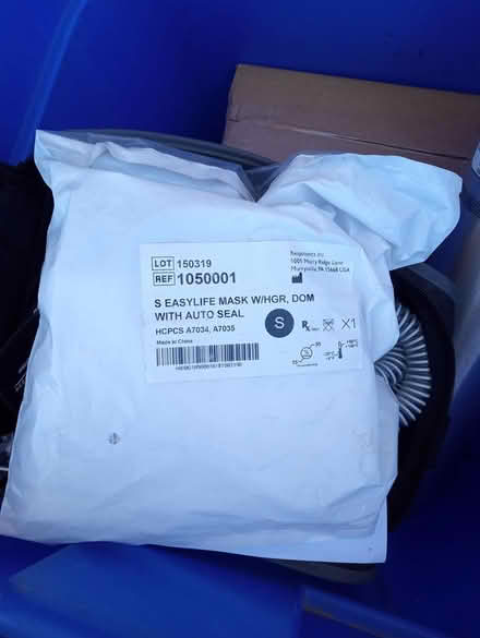 Photo of free 3M Drape and Vac Oxygen accessorie (Hollister) #2