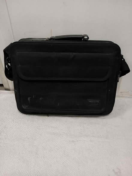 Photo of free Targus laptop bag (Yonge/Sheppard) #1