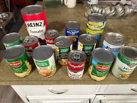 Photo of free expired canned goods (El Camino/shoreline/Miramonte) #4