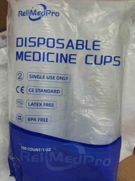 Photo of free 90 disposable medicine cups and an oral medicine dispenser (Stopsley LU2) #1