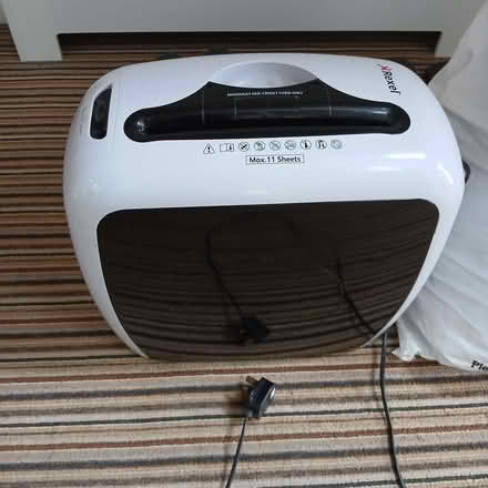 Photo of free Crosscut Shredder (Podsmead GL1) #1