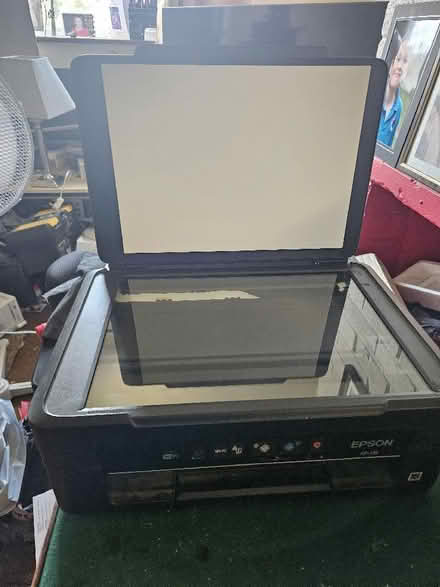 Photo of free Epson xp215 printer (Smiths Estate OX28) #2