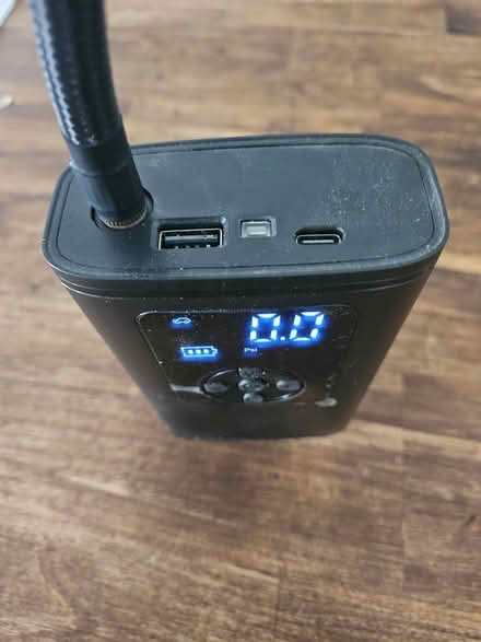 Photo of free Battery operated pump (Orleans) #2