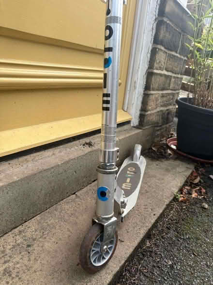 Photo of free Sliver Foldable Micro Sprite Classic Push Scooter (Saltaire BD18) #3