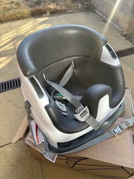 Photo of free Ingenuity Baby Base 2-in-1 Seat (Carshalton SM5) #2