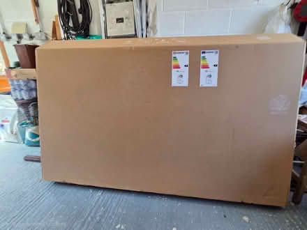 Photo of free large thick cardboard, large flatscreen TV box (West Moors BH22) #1