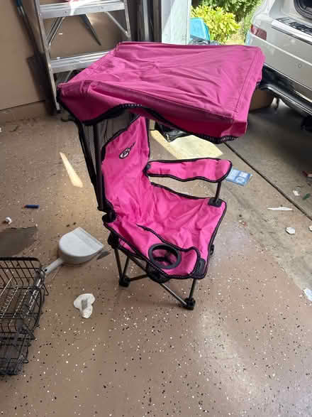 Photo of free Pink folding chair for kids (Elkridge near Port Capital) #4