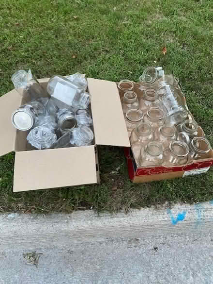 Photo of free Glass Jars (Yonge and Major MacKenzie) #1
